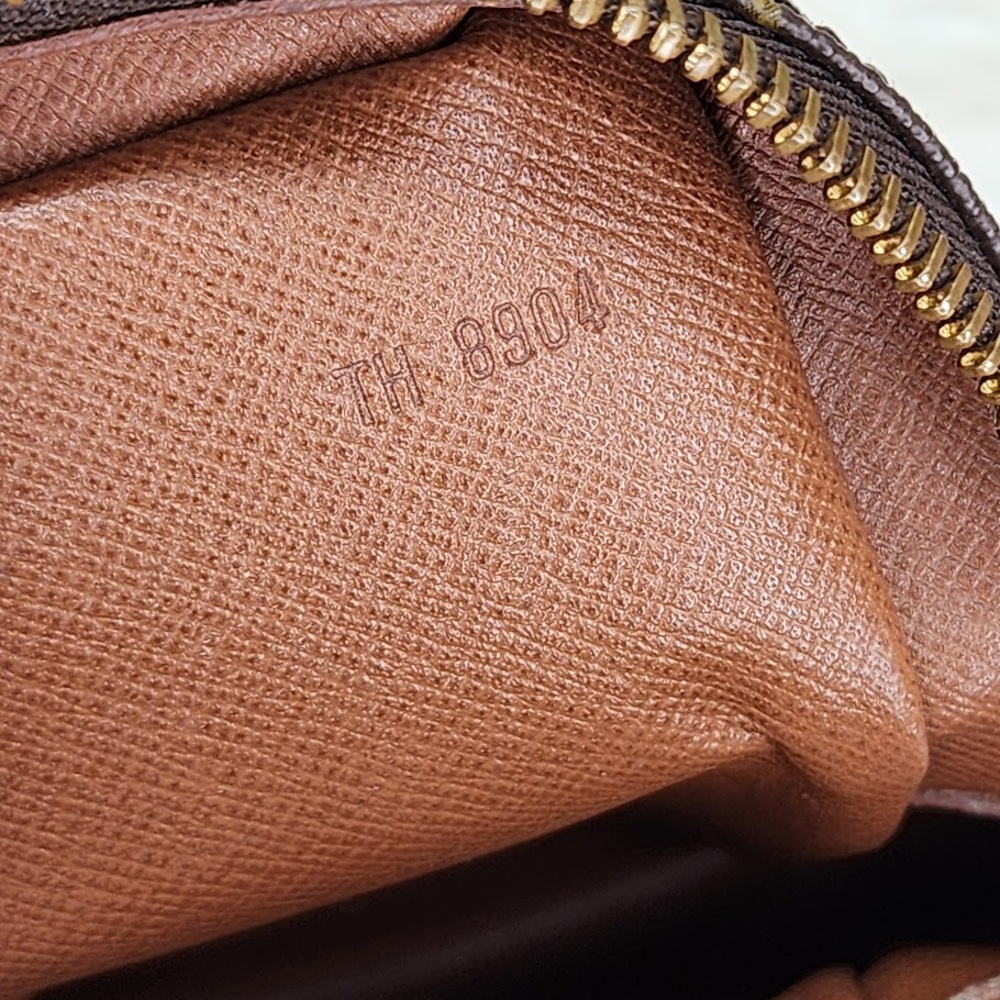 Authentic Louis Vuitton Monogram Mini Amazon Crossbody Bag Brown Vintage - Picture 16 of 16